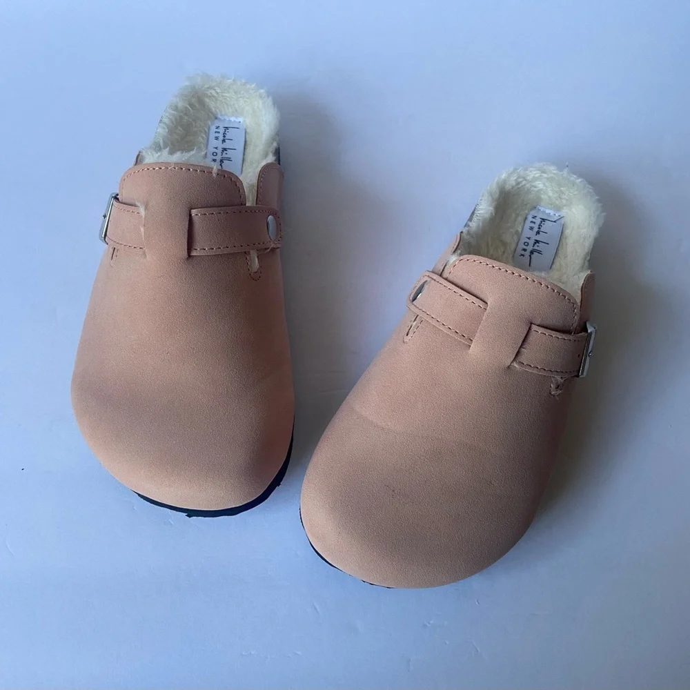Nicole Miller Blush Pink Faux Fur Clogs Size 2